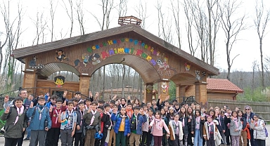 Kartepeli İzciler Ormanya ve Gayret Gemisi’ni Gezdiler