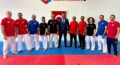 Kemer Belediyesi Karate Antrenörü Akar, milli takım kampında