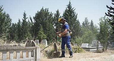 Lüleburgaz Belediyesi ekipleri dört koldan sahada