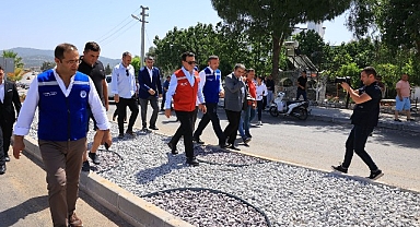 Muğla Büyükşehir Belediye Başkanı Ahmet Aras Bodrum’da devam eden Mumcular ve Yalıkavak yol çalışmalarını yerinde inceledi