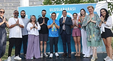 Yoga Günü’nü birlikte kutladılar