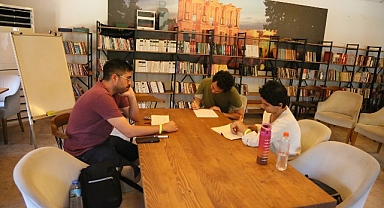 17. Uluslararası Türkiye Tiyatro Buluşması tiyatro oyunları, söyleşiler ve konserlerin yanı sıra atölyelerle de devam etti