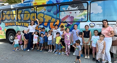 Avcılar Belediyesi’nden Çocuk Dostu Mobil Oyun Aracı