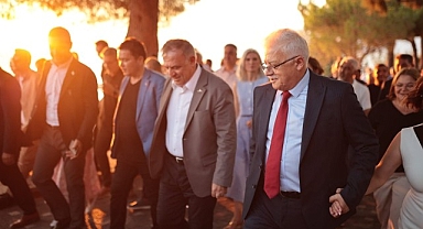 Burhaniye Belediyesi 5. Kitap Fuarı etkinlikleri kapsamında Ören’de kamulaştırılan 2.000 m2'lik rekreasyon alanı peyzaj çalışmalarının tamamlanmasıyla halkın kullanımına açıldı