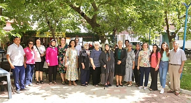 Burhaniye'de Kadınlar Buluşması Gerçekleşti
