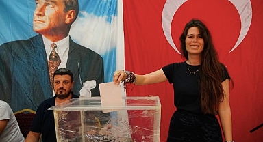 Çeşme Belediye Başkanı Lal Denizli, 