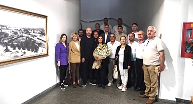 Cumhuriyet Halk Partisi meclis üyeleri, Aydın Büyükşehir Belediye Başkanı Özlem Çerçioğlu'na nezaket ziyaretinde bulundu