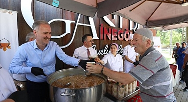 Gastro İnegöl Mutfağından Aşure İkramı