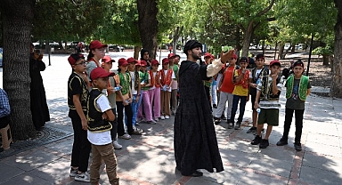 Genç KOMEK Öğrencileri Konya’nın Tarihi Şahsiyetlerini Yakından Tanıyor