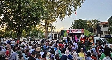 Gölcük Belediyesi tarafından düzenlenen “Bi’Dünya Eğlence”, bu yaz tatilinde de çocuklara unutulmaz anlar yaşattı