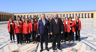 Günay Başkandan Tam Kadro Anıtkabir Çıkarması