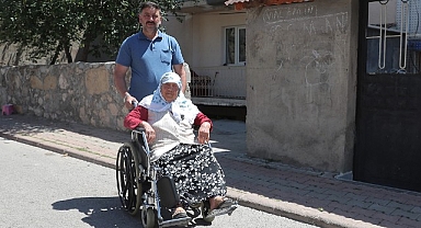 Hüsne Teyze Tekerlekli Sandalyesine Kavuştu…