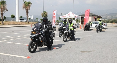 İleri sürüş motosiklet eğitimleri Yenişehir Belediyesinin destekleriyle veriliyor