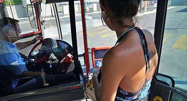 İzmir’de 90 dakika ücretsiz aktarma başladı “İkinci biniş için vereceğimiz parayla gevrek yer, ayran içeriz”