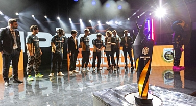 İzmir esporda dev finale ev sahipliği yapıyor