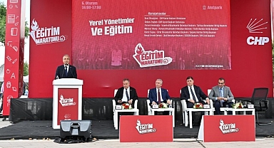 İzmirli yoksul öğrenciler aç kalmayacak Başkan Tugay okul kantinlerinin ihalelerine girdiklerini duyurdu
