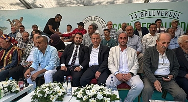 Kahramankazan Belediye Başkanı Selim Çırpanoğlu Aluçdağı Yağlı Güreş Festivali'ne katıldı