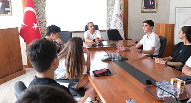 Kemer Belediyesi Gençlik Meclisi faaliyete geçiyor