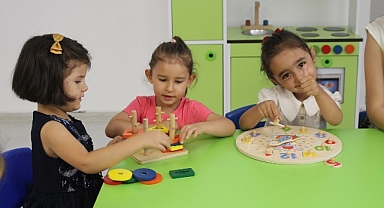 Korkuteli'nde Büyükşehir kreşine büyük ilgi