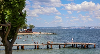 Mavi Bayraklı plajda denize girme keyfini kaçırmayın