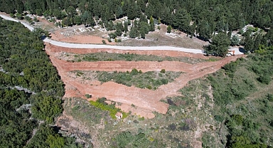 Muğla Büyükşehir Belediyesi mezar doluluk oranlarını göz önünde bulundurarak Muğla’da defin alanları genişletiliyor