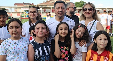 Nevşehir Belediyesi’nin, çocuk ve gençlere yönelik sağlıklı bir yaşam kültürünü benimsetmek amacıyla düzenlediği Yaz Spor Okulları’nın yeni dönemi başladı