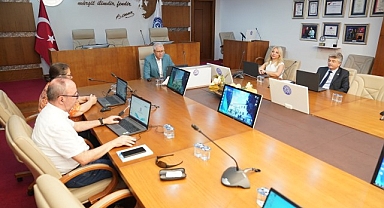 Rektör Prof. Dr. Budak, “Üniversitemiz yerli yazılım projelerine yenilerini eklemeye devam ediyor”