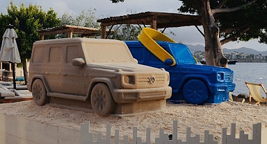 ‘Sand Carstle’ eseri Mercedes-Benz ve Pilevneli Gallery iş birliğiyle MOMO Bodrum’da