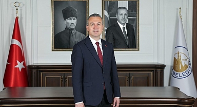 Sivas Belediye Başkanı Dr. Adem Uzun, 24 Temmuz Gazeteciler ve Basın Bayramı münasebetiyle bir kutlama mesajı yayınladı