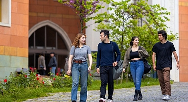 Yapay Zekâ Çağında Meslek Tercihleri Nasıl Şekilleniyor?