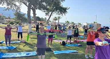 Yeşil ve Mavinin Buluştuğu Noktada Pilates Keyfi