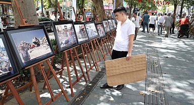17 Ağustos ve 6 Şubat depremleri fotoğraflarla anıldı