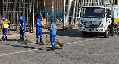 Aydın Büyükşehir Belediyesi Çevre Koruma ve Kontrol Dairesi Başkanlığı ekipleri, kent genelinde temizlik çalışmalarını aralıksız sürdürüyor
