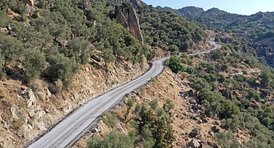 Aydın Büyükşehir Belediyesi, kent genelinde eş zamanlı olarak sürdürülen yol yapım çalışmalarına devam ediyor.