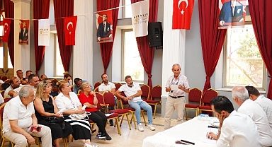 Ayvalık Belediyesi “2025-2029 Stratejik Plan” toplantısı İsmet İnönü Kültür Merkezi’nde gerçekleştirildi