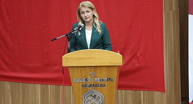 Bakırköy Belediyesi tarafından alanında uzman isimlerin katıldığı ‘Deprem Güvenli Kent: Bakırköy’ paneli düzenlendi