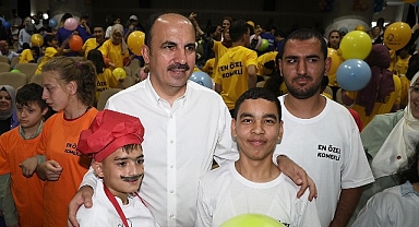 Başkan Altay: “Özel Gençlerimize Her Türlü İmkanı Sunmaya Devam Edeceğiz”