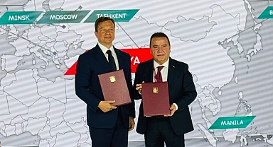 Başkan Böcek, Moskova Ulaşım Zirvesi'nde Antalya'yı anlattı