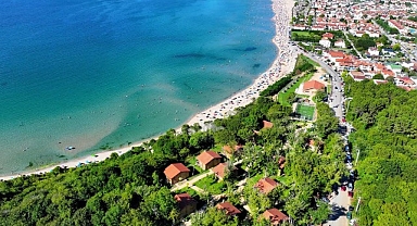 Başkan Büyükakın'dan başarılı öğrencilere tatil jesti