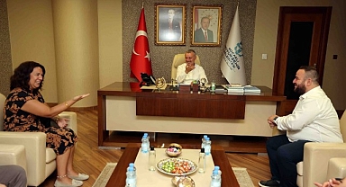 Başkan Büyükakın'dan işitme engellilere tam destek