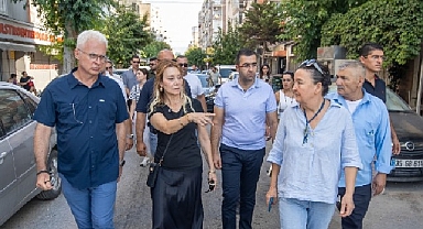 Başkan Mutlu mahalleleri adım adım geziyor “Sorunlara anlık değil kalıcı çözümler üretmek için çalışıyoruz”
