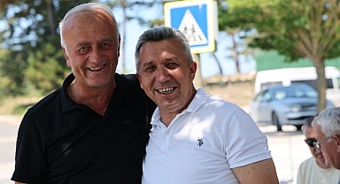 Başkan Ölmez Mahalle Ziyaretleri ile Vatandaşlarla Bir Arada Olmaya Devam Ediyor