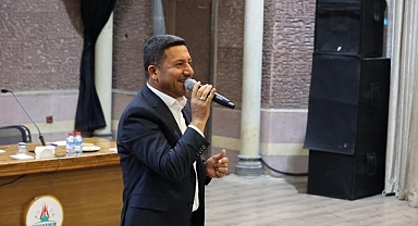 Belediye Başkanı Arı Eleştiri Meclisi'nde Soruları Cevaplandırdı