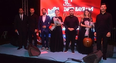 Büyükşehir 30 Ağustos’u, zafer şarkılarıyla kutladı