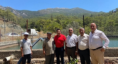 Büyükşehir'den Mavikentli çiftçilere sulama desteği