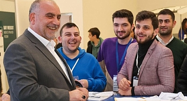 Canik'ten Üniversiteyi Kazanan Tüm Öğrencilere Burs