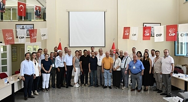 Cumhuriyet Halk Partisi Parti Okulu, insan odaklı, dirençli ve daha yaşanabilir kentler yaratmak hedefiyle, 31 Mart Yerel Seçimlerinde seçilen belediye meclis üyelerinin eğitimine başladı