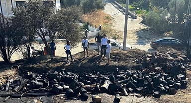 Dün akşam saatlerinde Pelitköy Mahallesi, Grupkent mevkiinde futbol ve basketbol sahalarının bulunduğu alanda çıkan yangın, rüzgarın etkisiyle kısa sürede şiddetini artırarak çevrede endişe yarattı.