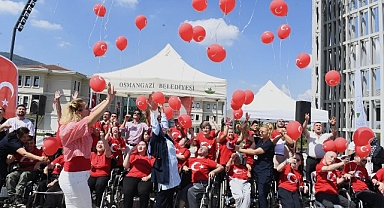 Engelli bireyler 30 Ağustos Zafer Bayramını coşkuyla kutladı