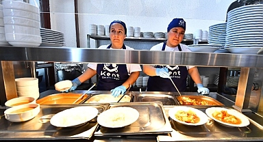 İzmir’e bir Kent Lokantası daha açıldı